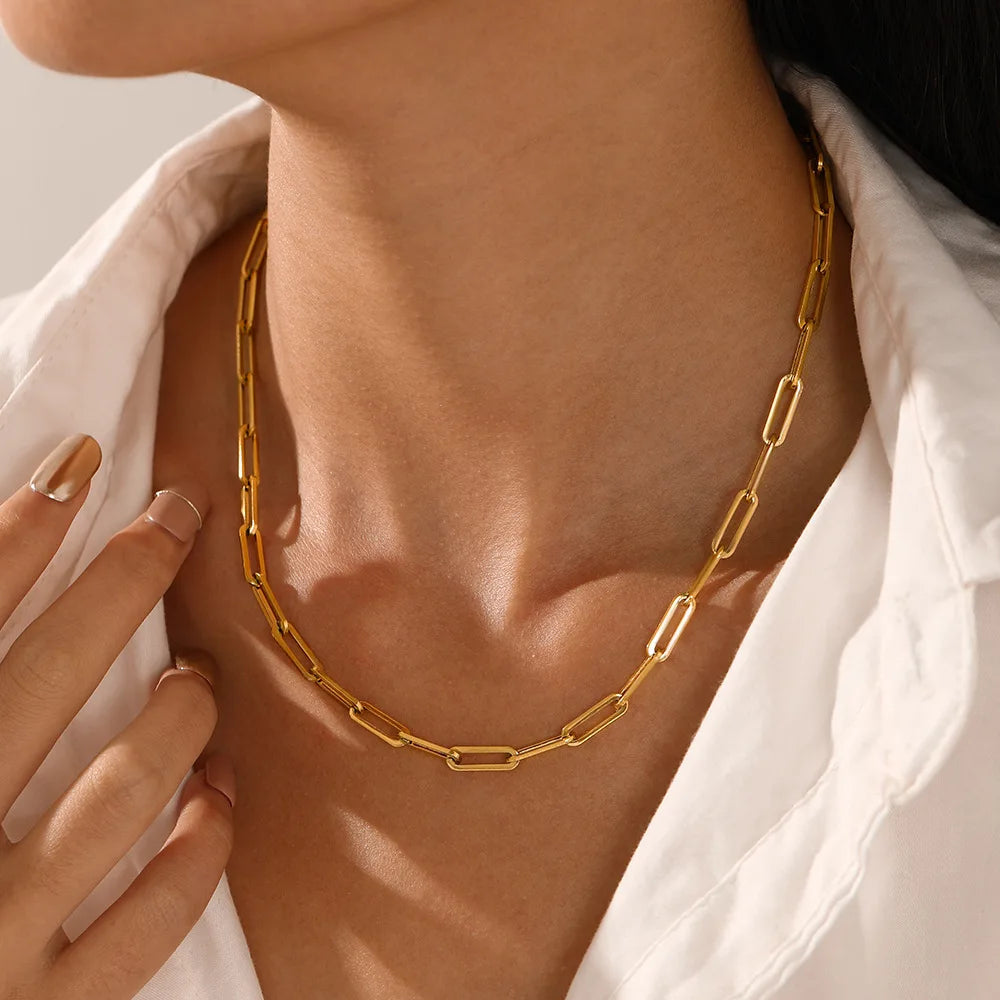 PAPERCLIP NECKLACE