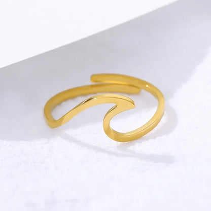 NAZARE WAVE RING