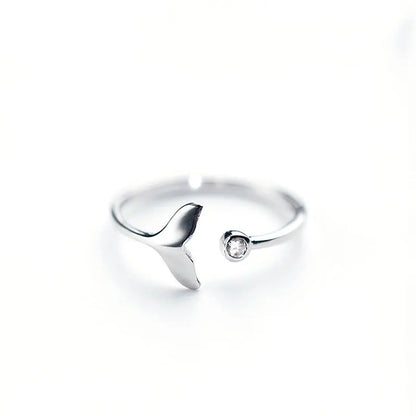 RIVA WHALE TAIL RING