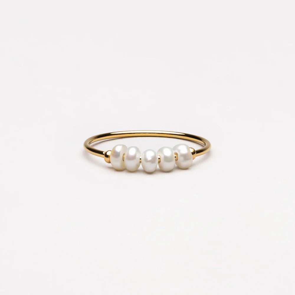 Mini Pearls Ring